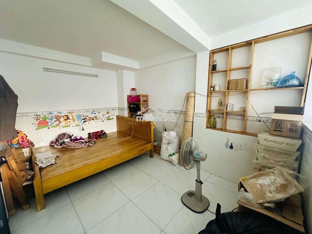 3,99 tỷ - nhà 4 tầng lô góc – đs 19, linh chiểu - 2