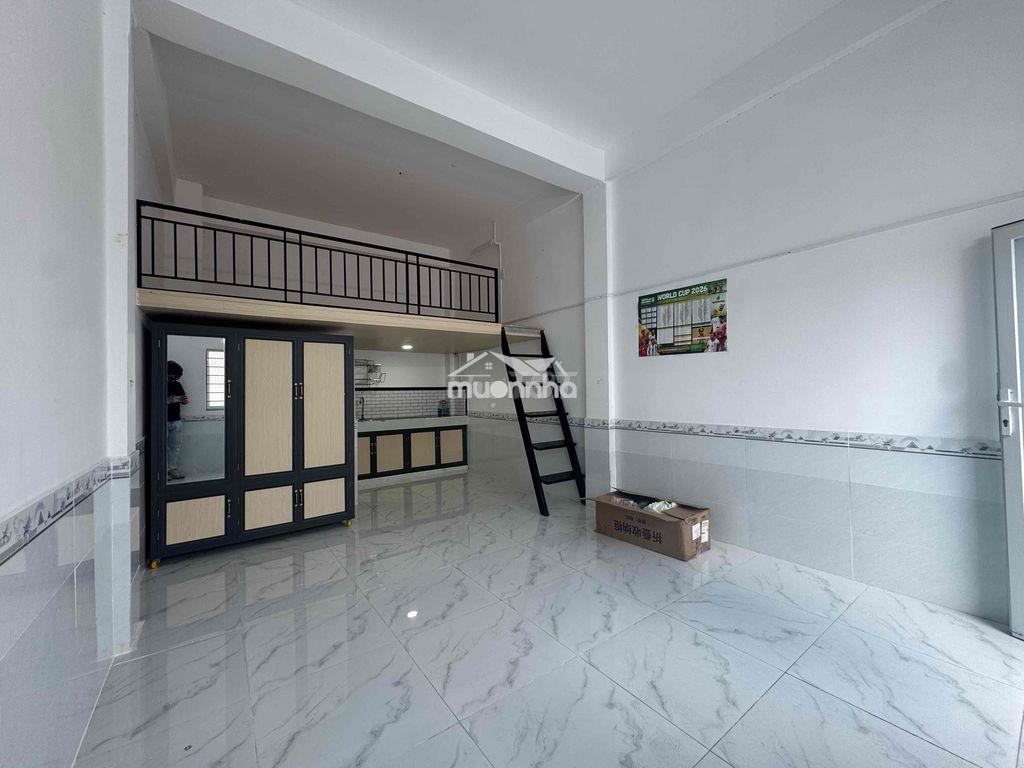 ✨Phòng gác rộng 50mv ở được 4ng 4 xe ngay gần đại học mở gia phú✨ - 2