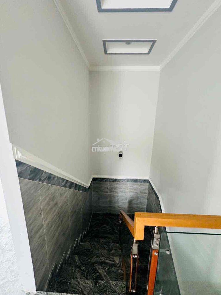 Cho thuê nhà có nội thất gar ô tô bửu long - 4