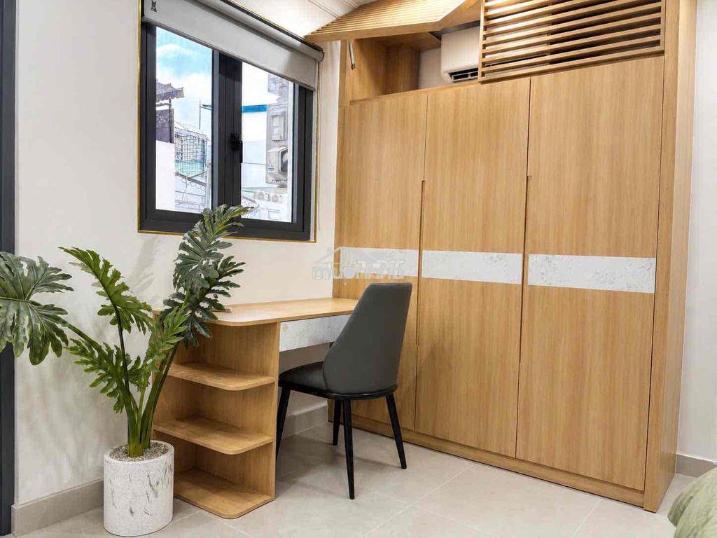 Căn hộ ban công gần đại học bách khoa đại học kinh tế quận 10 gần q3,1 - 4