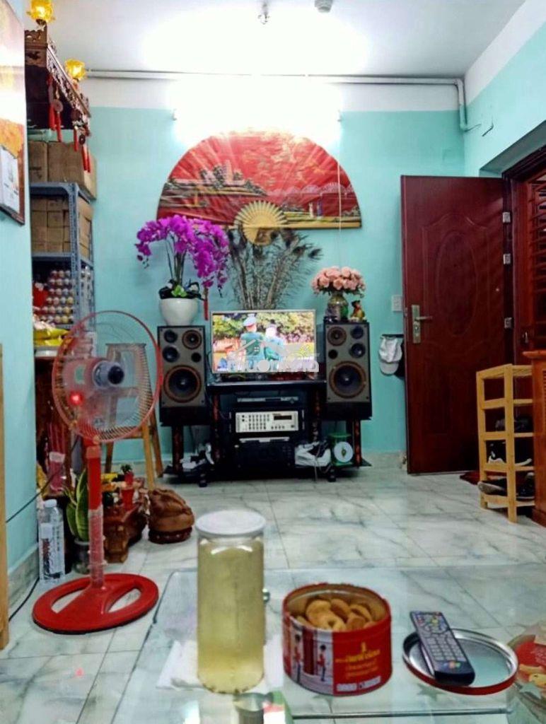 Cần bán gấp căn hộ chung cư nhất lan 3