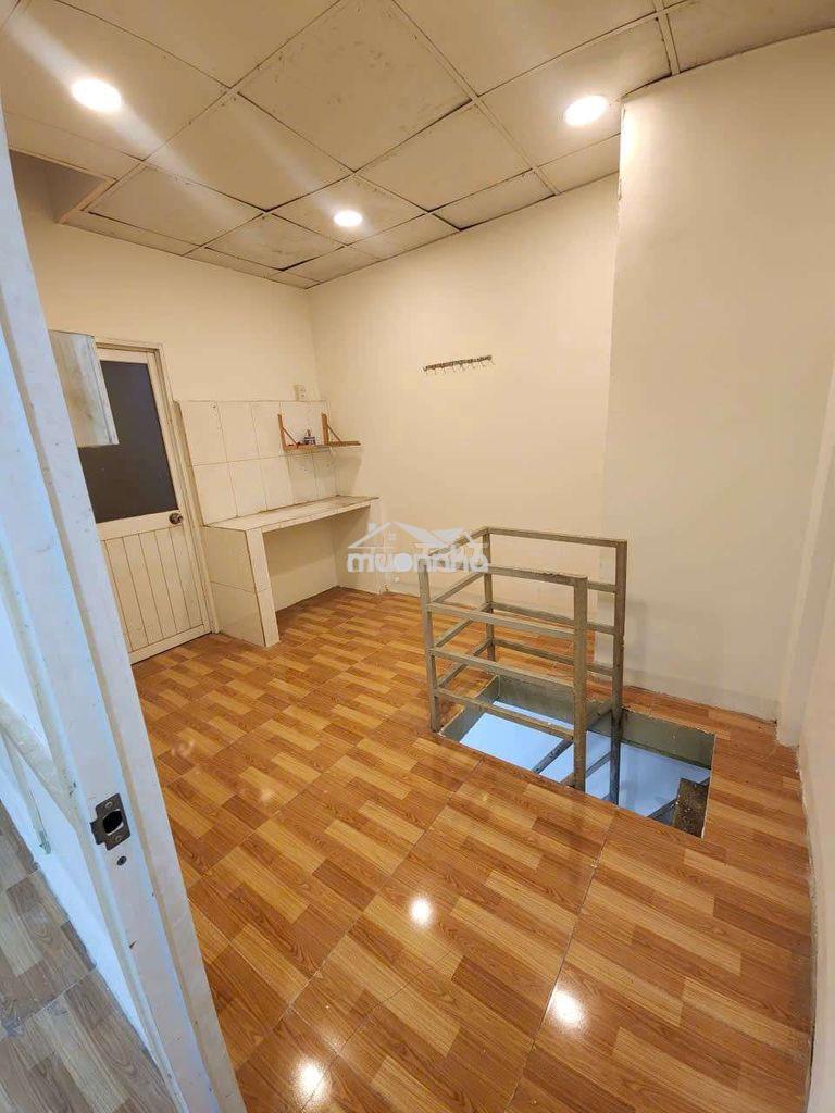 Cho thuê nhà nguyên căn 2 phòng ngủ 100m² ở và kinh doanh gần mặt tiền - 3