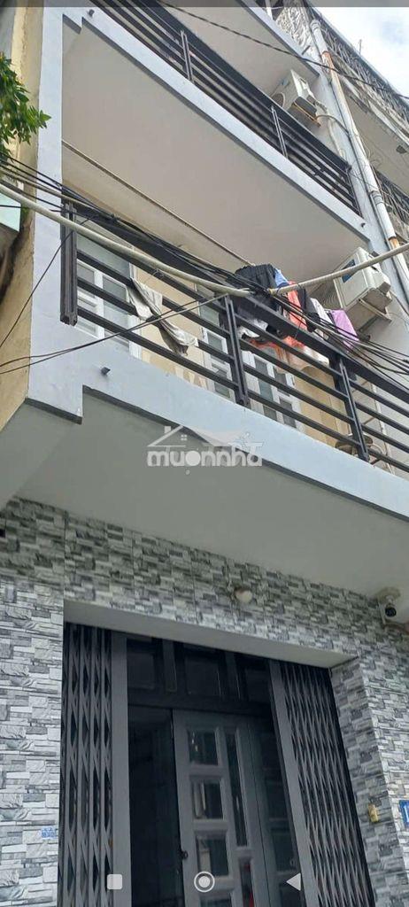 Nhà sạch sẻ vô ở liền khu vip 2 lầu 2 phòng ngủ