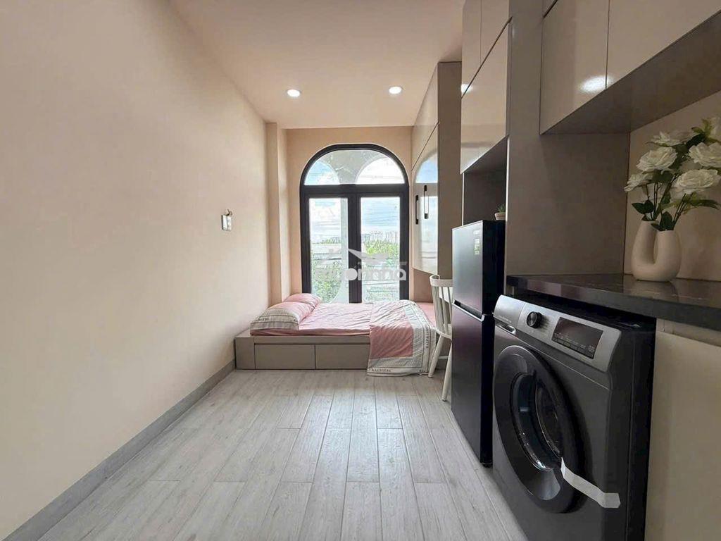 Độc quyền - căn hộ đầy đủ nội thất mới ban công gần tdtu rmit đh mở - 2