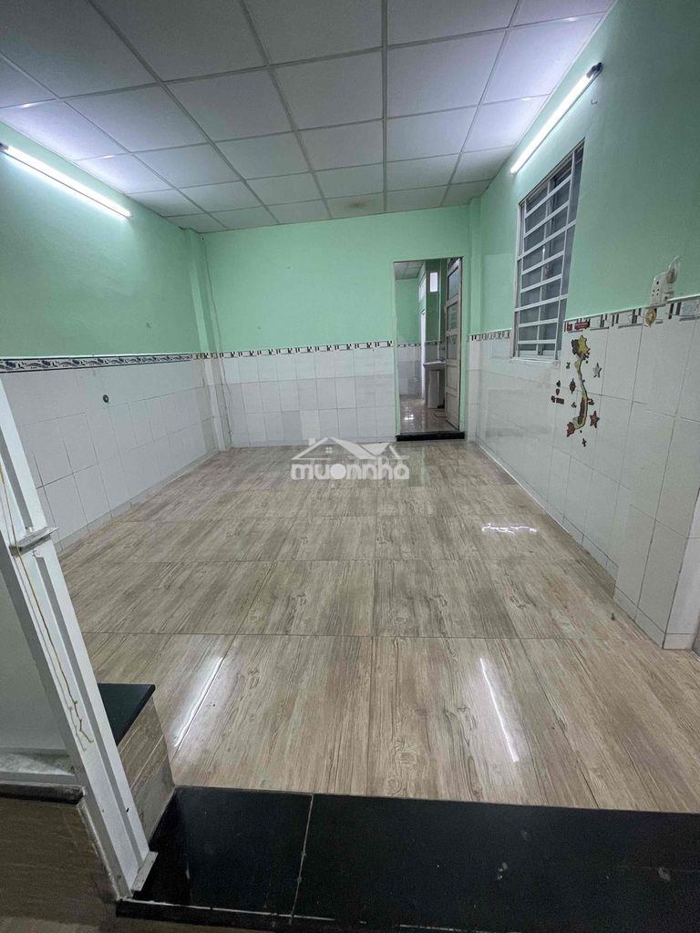 Nhà trệt 1 lầu rộng rãi, 2pn 2vs - đường vĩnh viễn trung tâm q10