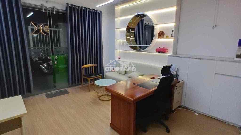 Sang mặt bằng làm văn phòng - 4