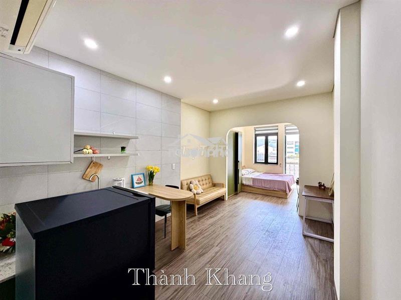 Cho thuê căn hộ xa bếp bancol thang máy rộng 40m2 ngay đh bách khoa