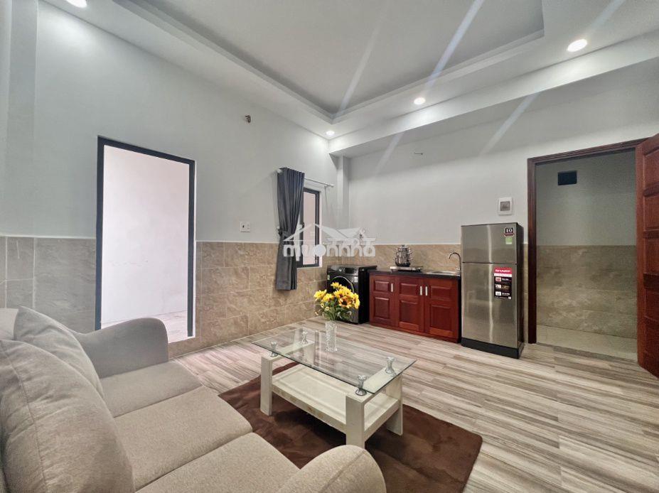 Phòng ban công 30m2 full nội thất huỳnh tấn phát giao hoàng quốc việt - 2