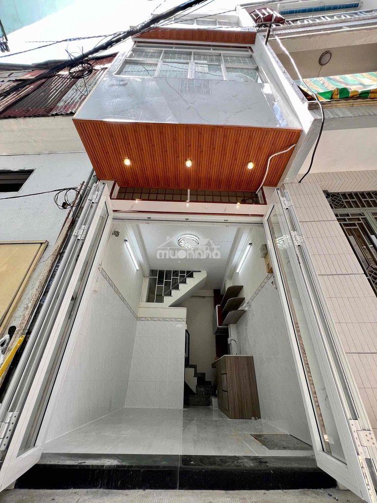 Bán nhà nhỏ ngay trung tâm q10 chỉ nhỉnh 3 tỷ