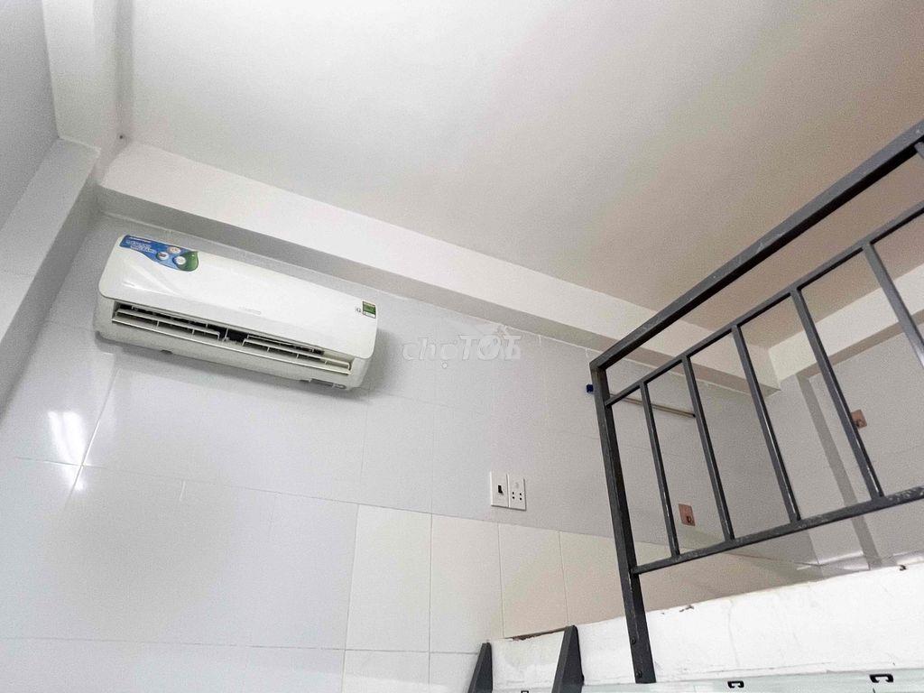 Phòng ban công, cửa sổ thoáng mát gần trường gtvt, fpt, hutech, spkt - 2