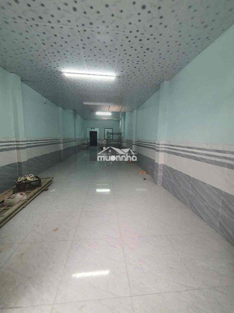 Cho thuê nhà diện tích to 150m hẻm xe tải 9tr mới xây chưa ai ở , may. - 3