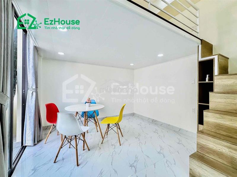 Duplex ban công ngay đại học công thương ở dược 2-3 bạn thoải mái