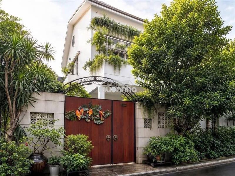Biệt thự sân vườn khu f&b phan xích long- hoa mai phú nhuận,900m2