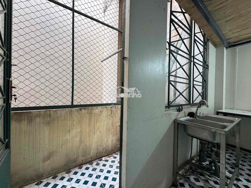 Cho thuê duplex ban công sát bên vạn hạnh mall huflit giá siêu ngon - Ảnh 2