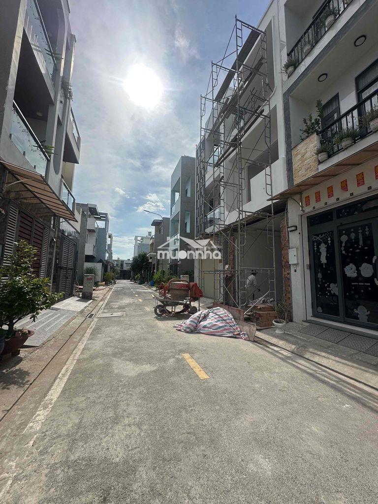 Bán đất thổ cư 1768 tỉnh lộ 10 , dt 4x14 , shr , nh hổ trợ 70%.
