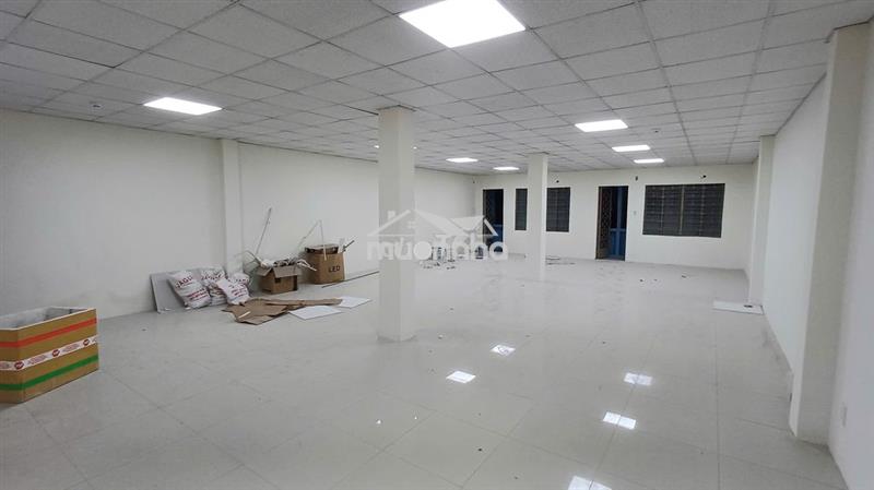 Giá thuê 5$/m2 sàn suốt - gần 300m2 sd - 346 lý thường kiệt, tân bình
