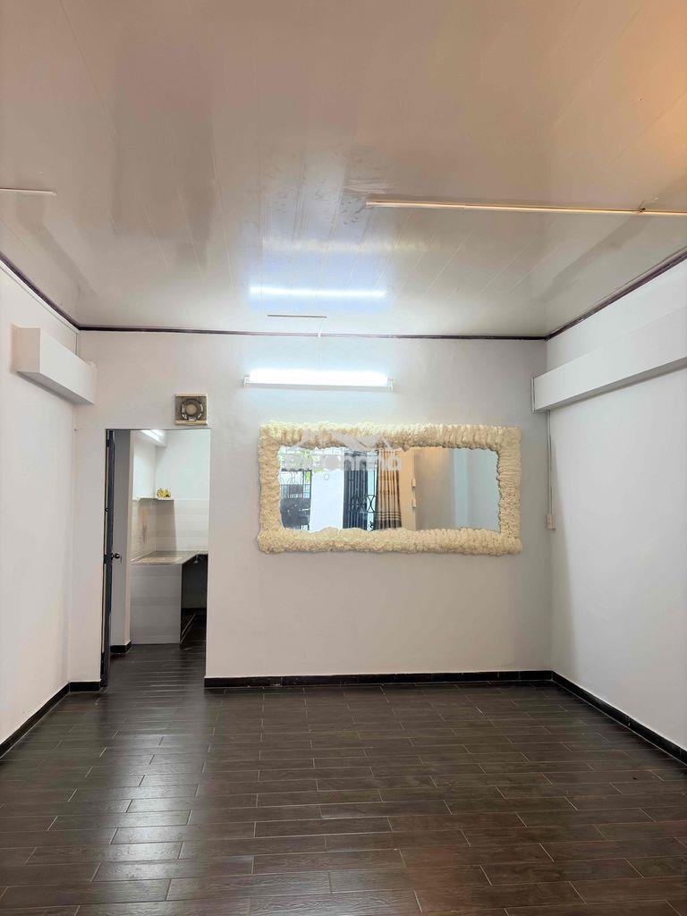 Nguyên căn 4*12 hẻm phan đăng lưu, phú nhuận, có sân rộng| 1tr1l - 4