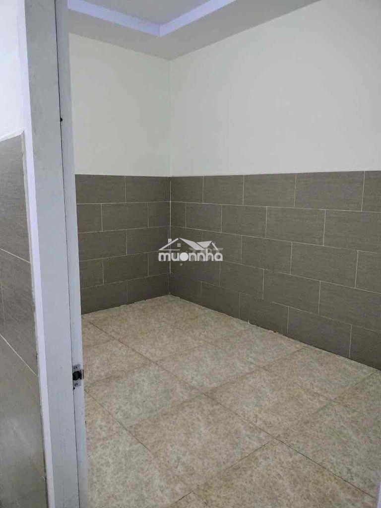 Cho thuê nhà 4tr/th dt: 4x20m lửng 2pn 2wc đường liên ấp 1-2 ấp 1 vĩn - 2