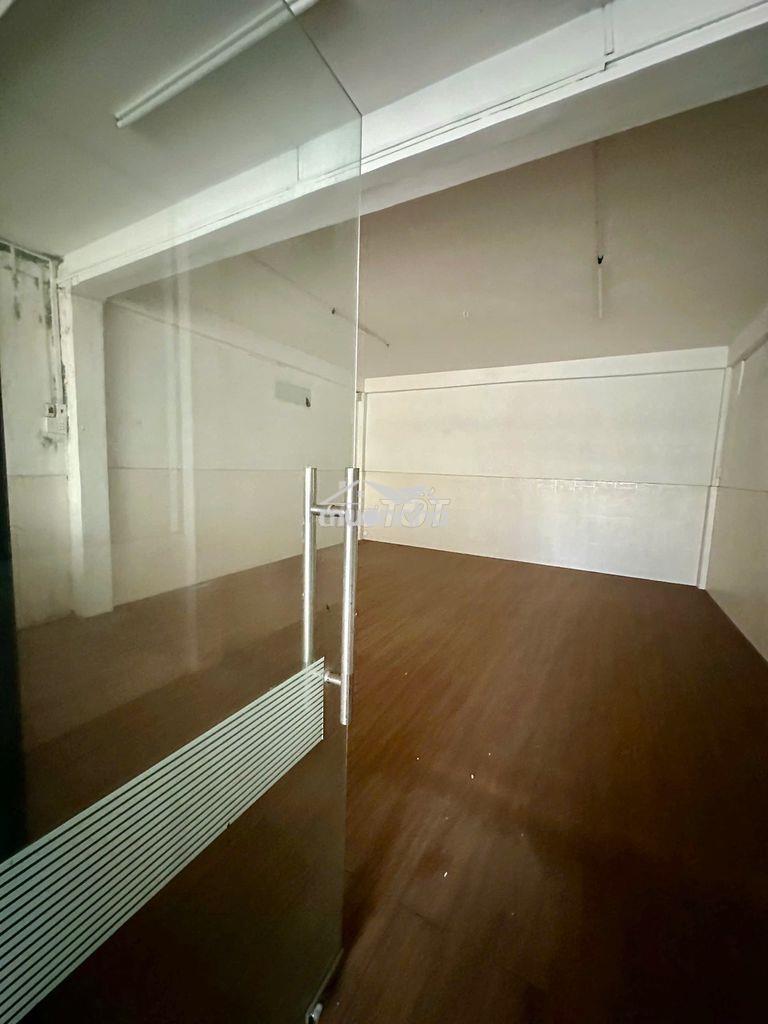 Mặt tiền kinh doanh-chiều sâu 18m-4 tầng-diện tích 250m2-giá:24 tỷ(tl) - 2