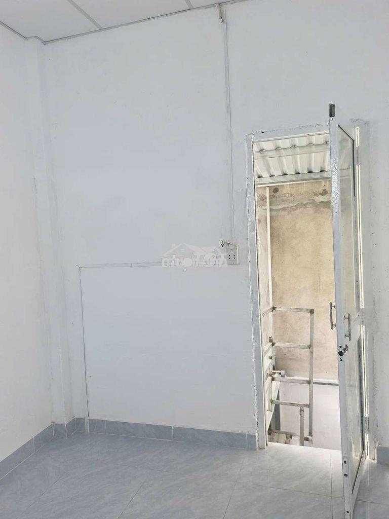 Rẻ nhanh còn kịp - 5tr 1 lầu 2pn - 1/ tân thành, gần âu cơ - 4