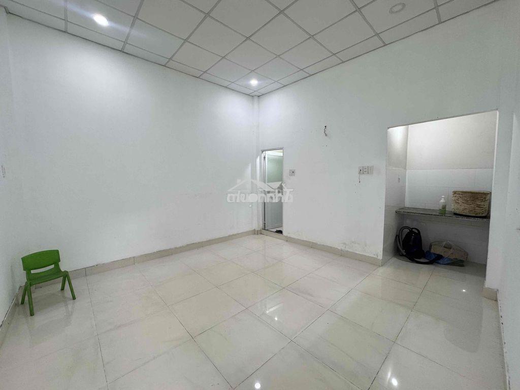 Bán nhà 134m, 2 tầng 9pn 9wc, xô viết nghệ tĩnh sát quận 1 chỉ 9,3ty - 4
