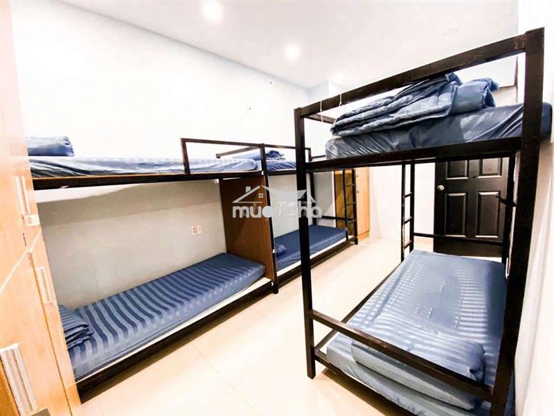 Ktx sinh viên đi bộ 3p tới trường