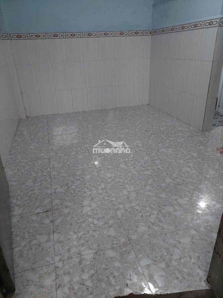 Phòng rộng rãi, thoáng mát, sạch sẽ