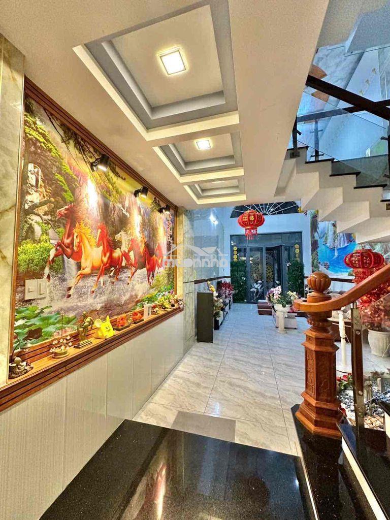 Ngộp bank bán gấp nhà 6 tầng thang máy- 117 m2 - 12 tỷ nhỉnh - 3