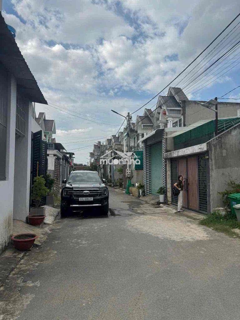 Bán nhà kp1 an hoà đường ô tô sổ riêng thổ cư giá 2 tỷ 4 tl chính chủ
