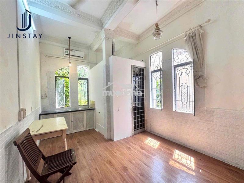 Cho thuê phòng 3x cửa sổ trời_có máy lạnh tủ quần áo kệ bếp_dc nuôipet