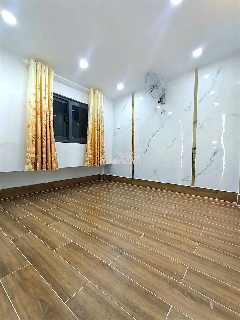 Đoàn văn bơ -q4-nhà mới 3 tầng- ngang 4m nở hậu -gần quận 1- chỉ 2tỷ25 - 2