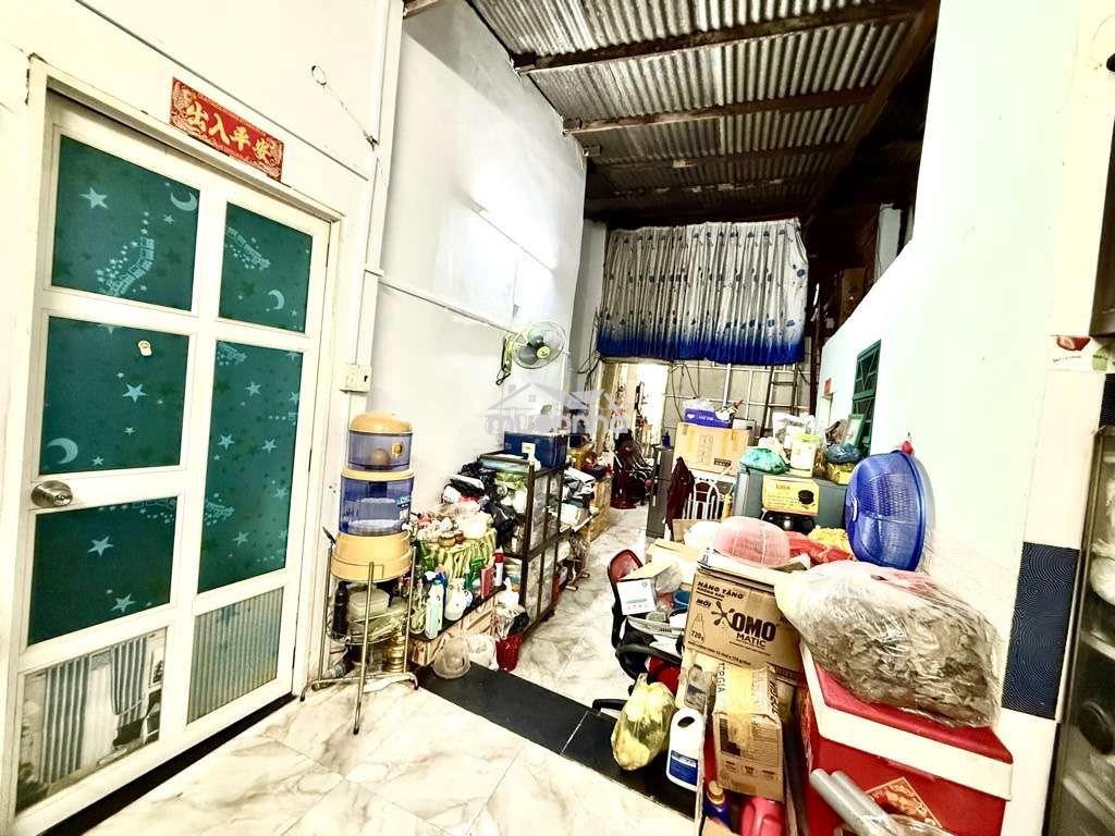 Bán nhà đầu tư lại diện tích lớn 86m ,hẻm 4 m , huỳnh đinh hai - 4