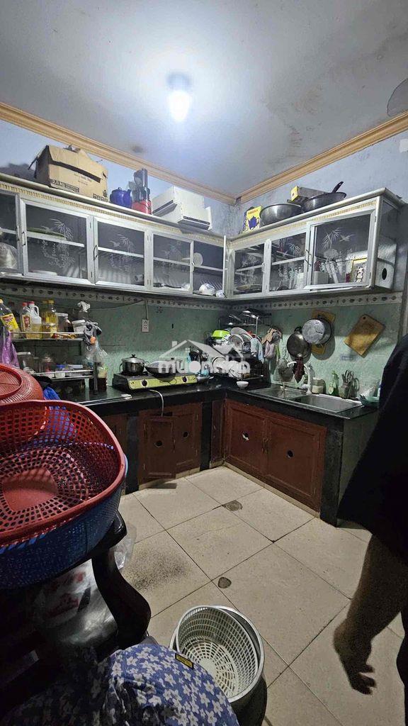 🏠 Cho thuê nhà 4,5tr/ tháng. dt: 4m x 16m lửng 3pn (2 kín 1 mở) 2wc.