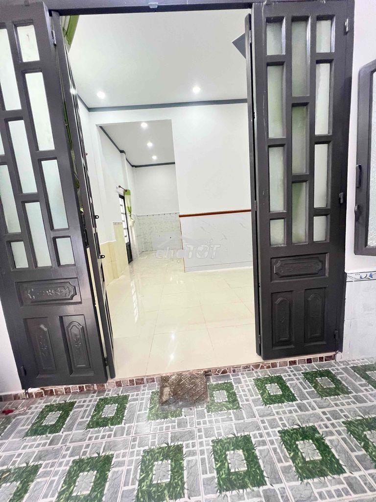 Bán nhà sổ riêng 59m2 - cạnh ubnd tân đông hiệp dĩ an