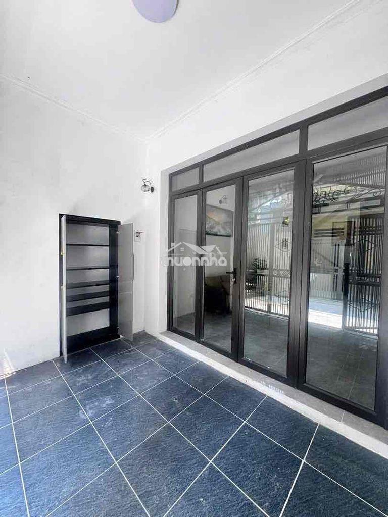 Cho thuê nhà phố chu huy mân, nhà mới, 70m, 4pn, full đồ. ô tô đỗ cửa - 4