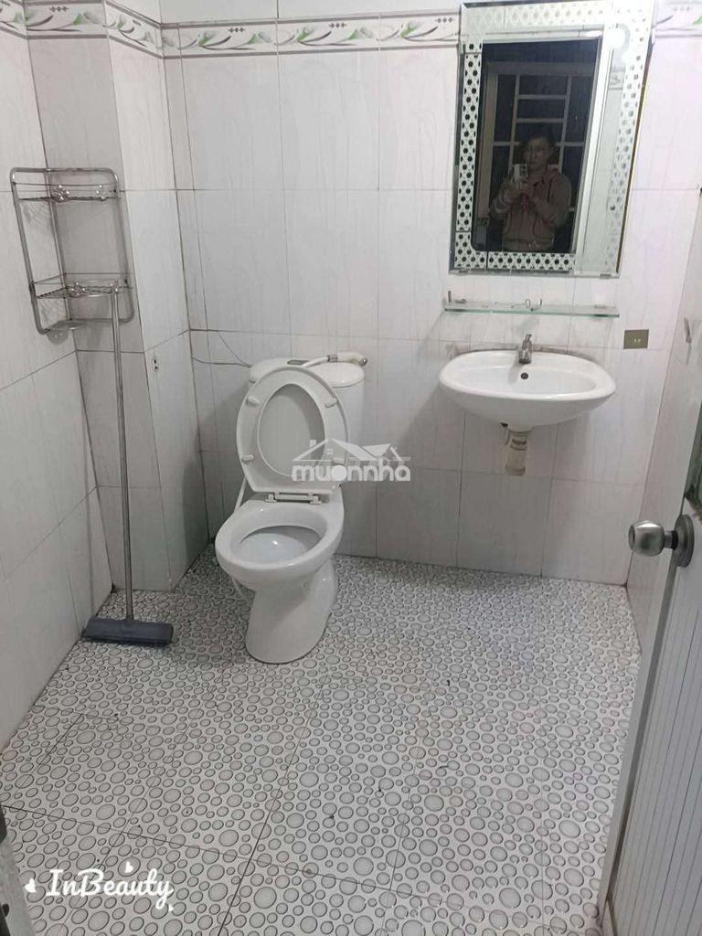 Nhà gần ngã 5 vĩnh lộc.1 phòng ngủ - 3
