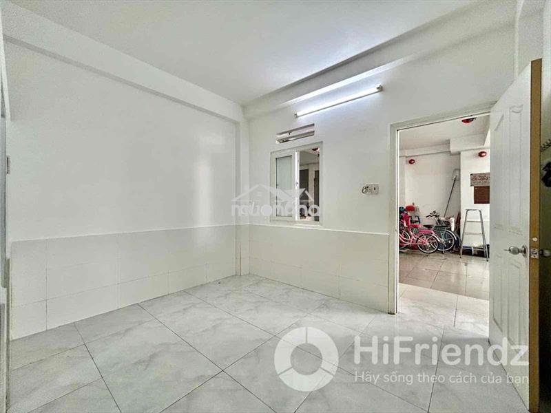 Studio giá rẻ giáp q1,q3,q5- bờ kè hoàng sa - lê văn sỹ