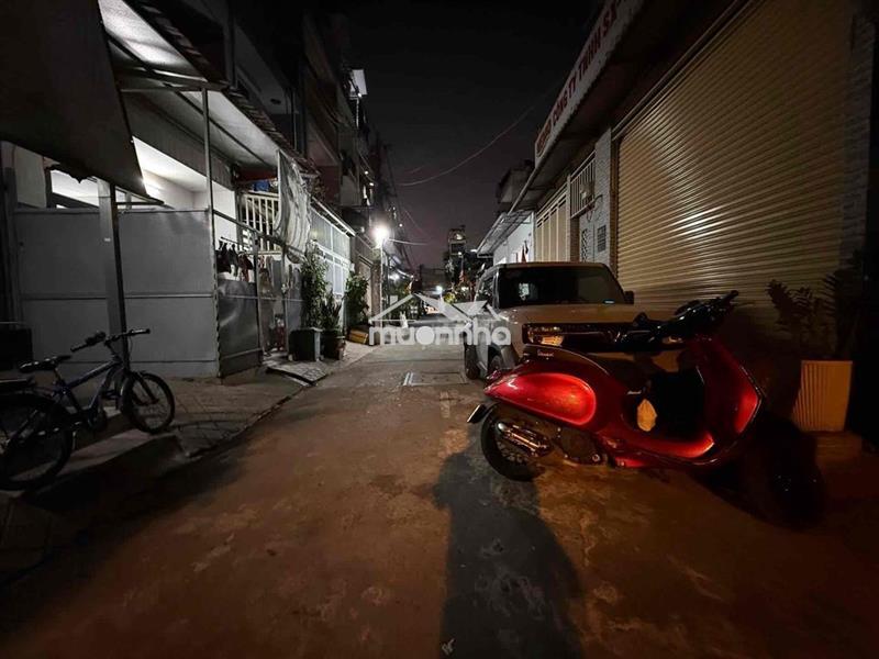 Bán nhà hẻm xe hơi đường mã lò - nhà đẹp 4pn- chủ ngộp giảm mạnh