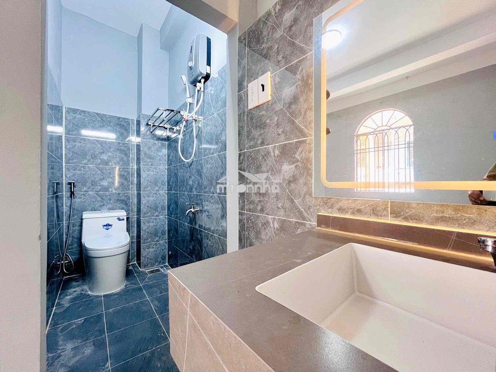 Sang chdv căn góc 2 mt nguyễn chí thanh- thuê 30 lời 50 - 3