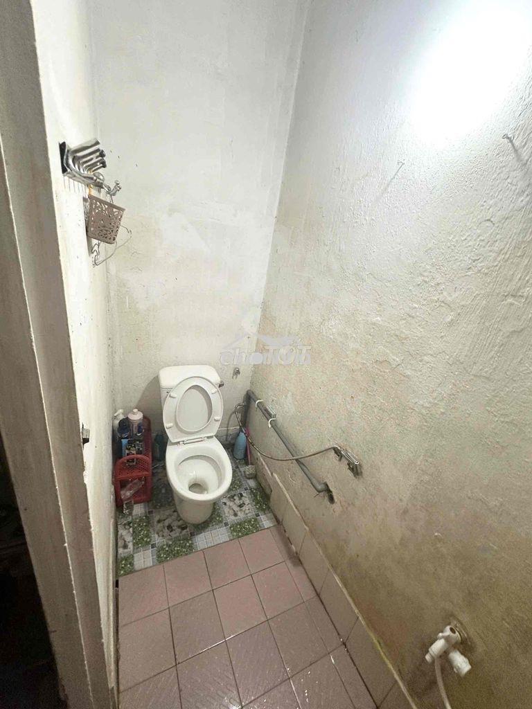 Phòng trọ tầng trệt cmt8 quận 10 - 4