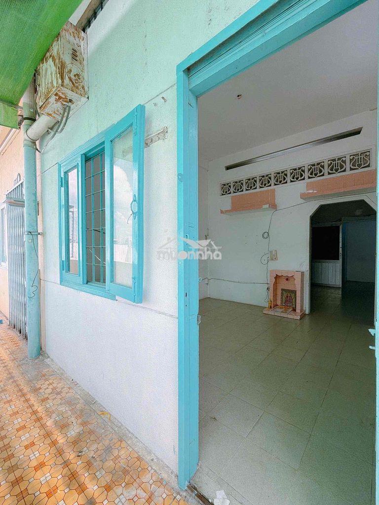 Bán chung cư đường đoàn văn bơ. giao thông thuận tiện để đi lại. - 2