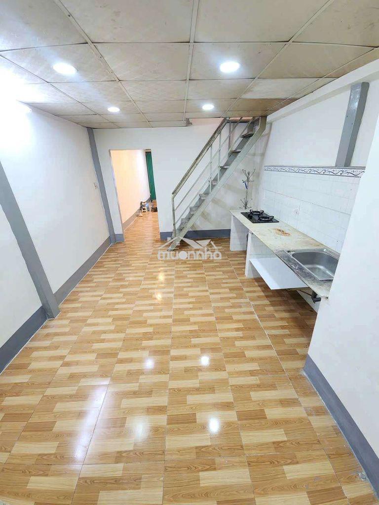 Cho thuê nhà nguyên căn hẻm nguyễn tất thành, quận 4 - 4