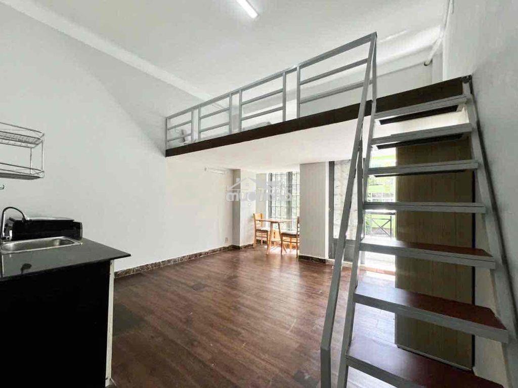 Duplex ở được 4 người ngay trung tâm q3 - 2