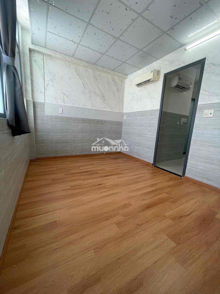2pn có thể làm 1pn tách bếp + 2 máy lạnh + 40m2 + nhà có bảo vệ - 4