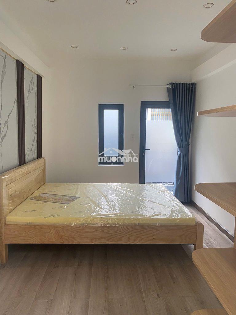 Cho thuê nhà nguyên căn hẻm 185/... nguyễn văn cừ q.5, dt : 80m2 2pn - 4