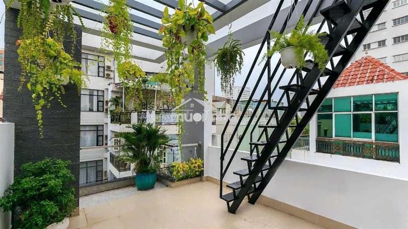 Nhà 13p full nội thất q1