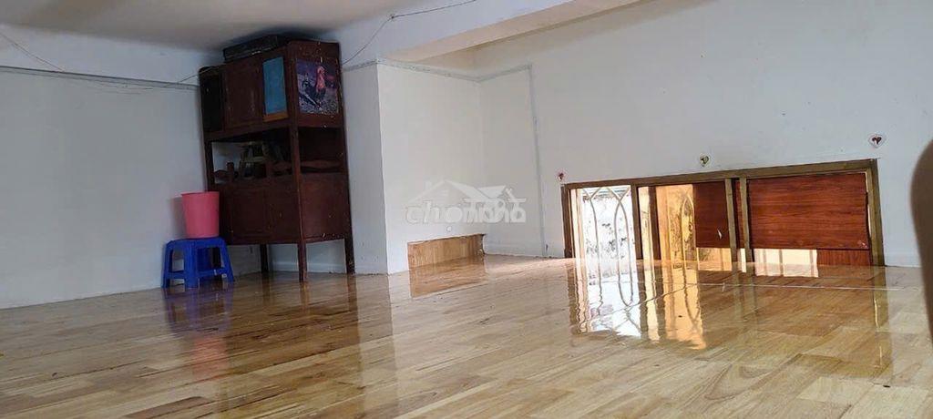 Nhaf giá rẻ quận 10 - 4