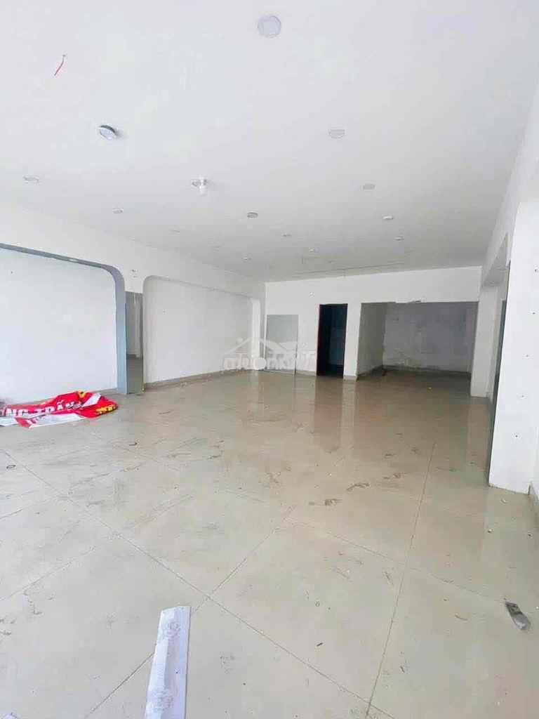 Cho thuê mặt bằng đẹp ngang 6m5 mặt tiền nguyễn ái quốc, biên hòa - 2
