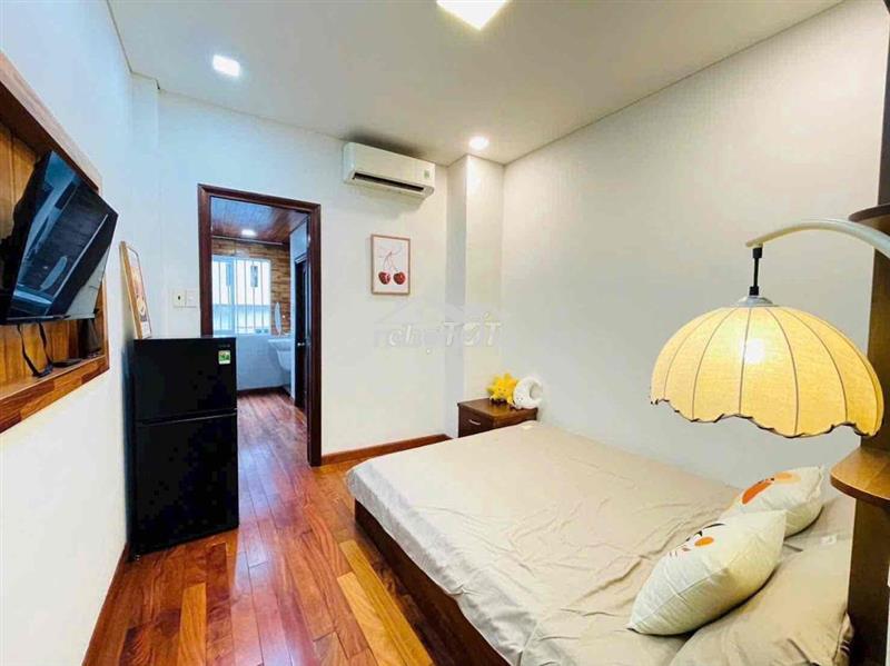 Căn 1 phòng ngủ full nội thất rộng 30m2 ngay tô hiến thành quận 10