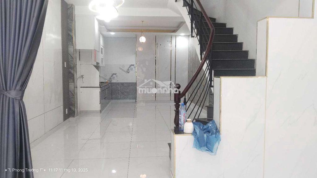 Nhà 1trệt 2lầu 1sân thượng 3pn 3wc hẻm xe tải ngay gần trường trần phú - Ảnh 2